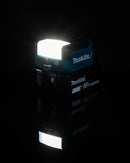 Makita DML817 18V LXT LED Work Light & USB Charging Port – 300 Lumens, 3 Settings, Body Only