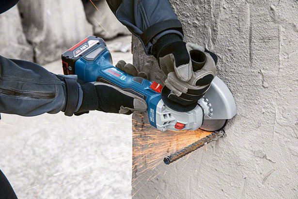 Bosch GWS 18V-7 115mm Cordless Angle Grinder Body Only in  L-BOXX